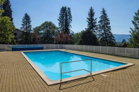 Apartamento Con Jardin - Montana Park Enveitg エクステリア 写真