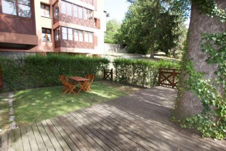 Apartamento Con Jardin - Montana Park Enveitg エクステリア 写真